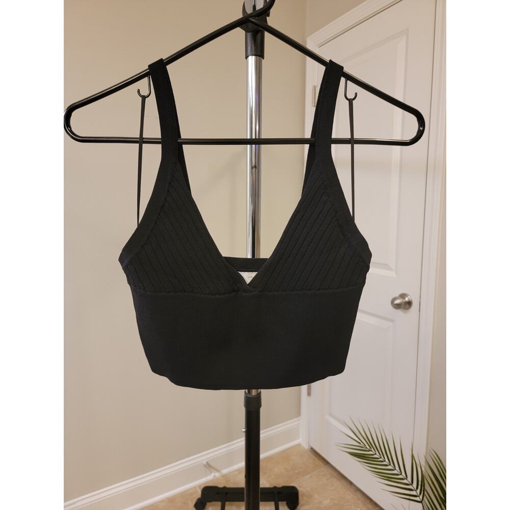 NWOT Zara Black Ribbed Knit V-Neck Crop Top Bralette Women's Size M - Picture 1 of 3